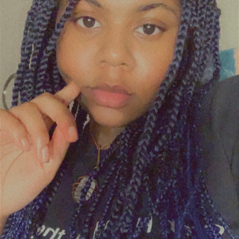 Meet your Posher, Salihah